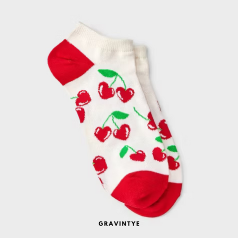 CHERRIES VALENTINE SOCKS