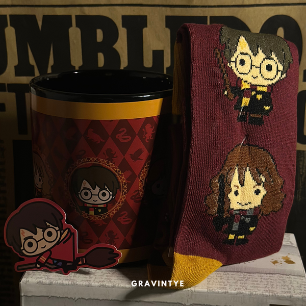 HARRY SET MUG /STICKER / SOCKS
