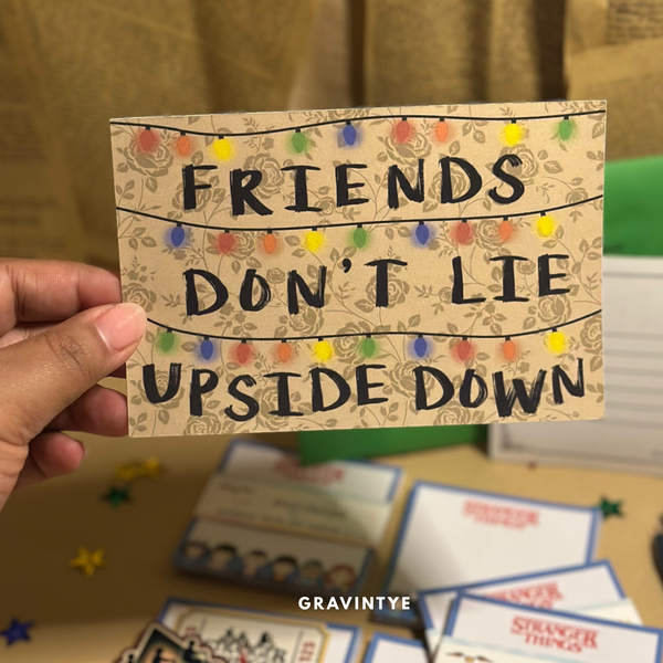 STRANGER THINGS BUNDLE NOTEPADS 3X3 / CARD / STICKERS