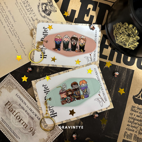 HARRY POTTER MOTEL KEYCHAIN
