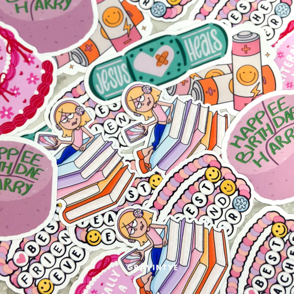 BOOKISH GIRLIE STICKER